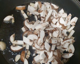 Foto del paso 3 de la receta: Spaghetti ai funghi