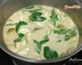 รูปขั้นตอนการทำที่ 5 ของ แกงเขียวหวานหน่อไม้ใส่ไก่ #กินผักรักสุขภาพ2