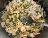 Foto del paso 3 de la receta: Papas a la crema con champiñones 🍄