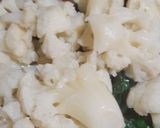 Foto del paso 2 de la receta: Salsa de espinacas y coliflor