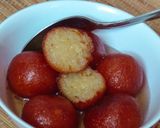 A picture of step 4 of Gulab jamun.