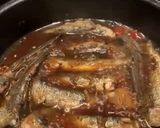 Hình bước làm 2 của món Cá sardine kho 🐟