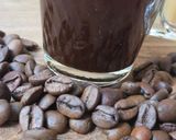 Foto del paso 7 de la receta: Qahwa ☕ Café arábigo con especias: cardamomo, azafrán y clavo de olor ☕