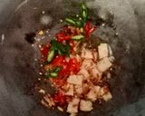 Foto langkah ke 3 dari resep Tumis Luncheon Ayam dan Buncis.