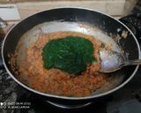 A picture of step 3 of Spinach Malai Paneer.