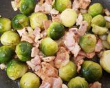 A picture of step 7 of My Bacon & Onion Sprouts.