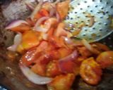A picture of step 5 of Masala pyazi kerela.