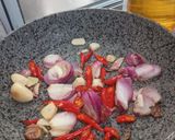 Foto langkah ke 1 dari resep Tumis Pepaya Muda.