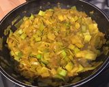 Une image de l'étape 7 de Potimarron farci aux poireaux bouillon d épices et cheddar.