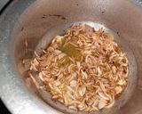 A picture of step 2 of Chicken Degi biryani.