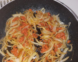 Foto del paso 1 de la receta: Tortilla de guisantes, cebolla y chorizo