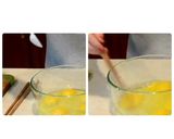 A picture of step 1 of Fried tomato eggs.