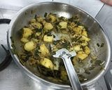 A picture of step 6 of Spring Onion Aloo sabji.