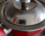 A picture of step 6 of "Rava Kachori".