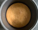 A picture of step 6 of Rice Cooker Banana Upside-down Cake.