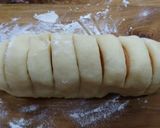 Hình bước làm 3 của món Bánh mì xúc xích phô mai