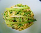 Foto del paso 9 de la receta: Cintas de calabacines 🥒al ajo🧄 con gambas 🦐