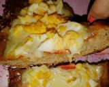 Foto del paso 3 de la receta: Pizza de Avena y harina integral con muzzarella, huevos y ajíes