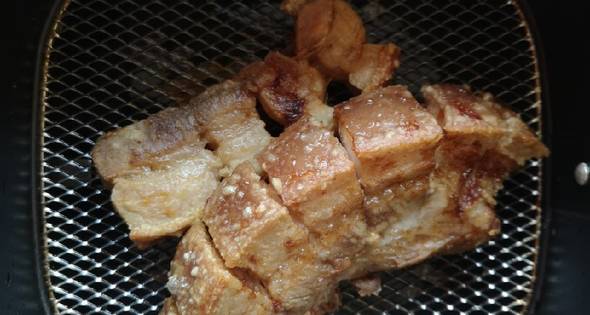 4 หมูกรอบรีดน้ำมัน (Airfryer)⭐