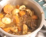 A picture of step 11 of Easy Red Wine Braised Beef.
