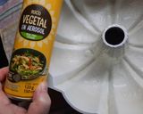 Foto del paso 4 de la receta: Bizcochuelo al micro (de cajita)