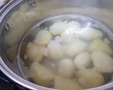 A picture of step 6 of My Sausage in Onion Gravy with Creamy Mashed Potato & Peas. 😘.