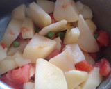 Foto del paso 4 de la receta: Ensaladilla prebiótica de patata con tomate enriquecida con Agua de mar