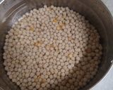 A picture of step 1 of Ghughni Chaat.