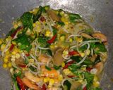Foto langkah ke 6 dari resep Udang sosis sayur saos teriyaki.