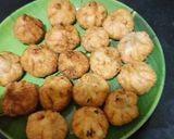 A picture of step 10 of Fried modak (tadniche modak).