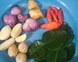 Foto langkah ke 1 dari resep Cumi masak hitam.