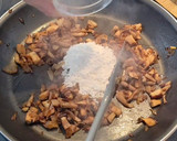 Foto del paso 4 de la receta: Pasta con panceta y Frankfurt