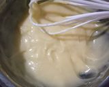 Foto langkah ke 3 dari resep 7. Martabak Manis Mini Isi Custard Cream.