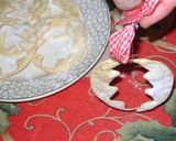 Foto del paso 8 de la receta: Arbolitos con discos de empanadas
