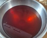 Une image de l'étape 2 de Thé glacé fraise Hibiscus.
