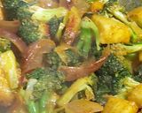 A picture of step 2 of Broccoli aloo.