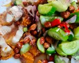 รูปขั้นตอนการทำที่ 1 ของ ยำหมูกรอบ
