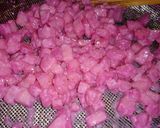Hình bước làm 3 của món Chè sương sáo, bánh lọt, củ năng cốt dừa