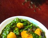 A picture of step 5 of Baby potatoes in green gravy.