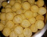 सूजी के गोलगप्पे (sooji ke golgappe recipe in Hindi) रेसिपी चरण 3 फोटो