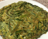 Foto del paso 3 de la receta: Tortilla de espinaca, espárragos y gambas