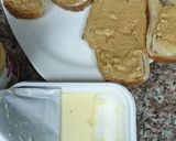 A picture of step 2 of Banana peanut butter sandwich.