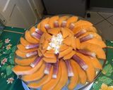 Une image de l'étape 7 de Carpaccio « soleil » melon,jambon de la forêt noire et feta grecque.