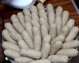 A picture of step 3 of Fried Kibbeh.