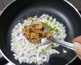 ગ્રીન ગાર્લિક તવા પુલાવ (Green Garlic Tawa Pulao Recipe In Gujarati) રેસીપી સ્ટેપ3ફોટો