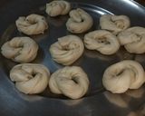 A picture of step 3 of Layered crispy Mathri.