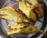 A picture of step 4 of Mirchi pakora.