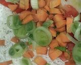 A picture of step 2 of Vegetable rice porridge.