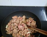 Hình bước làm 3 của món Bò xào tứ sắc