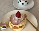 Foto langkah ke 4 dari resep Jiggly,fluffy pancake.